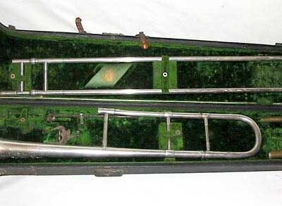 images courtesy: 
excelsiorcornetband (eBay) Nov. 2007
serial #: 34417